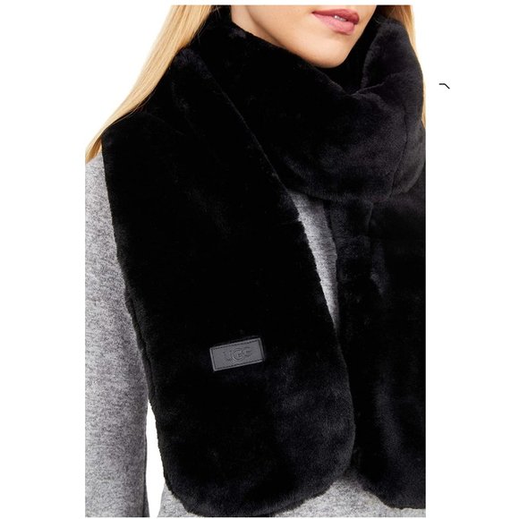ugg faux fur scarf